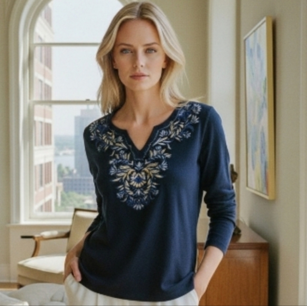 Karen Scott Women's Top with Embroidery Size 1x